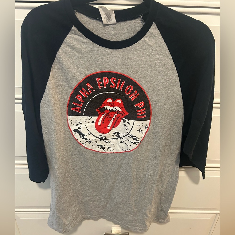 Alpha Epsilon Phi Rolling Stones 3/4 Long Sleeve SIZE LARGE